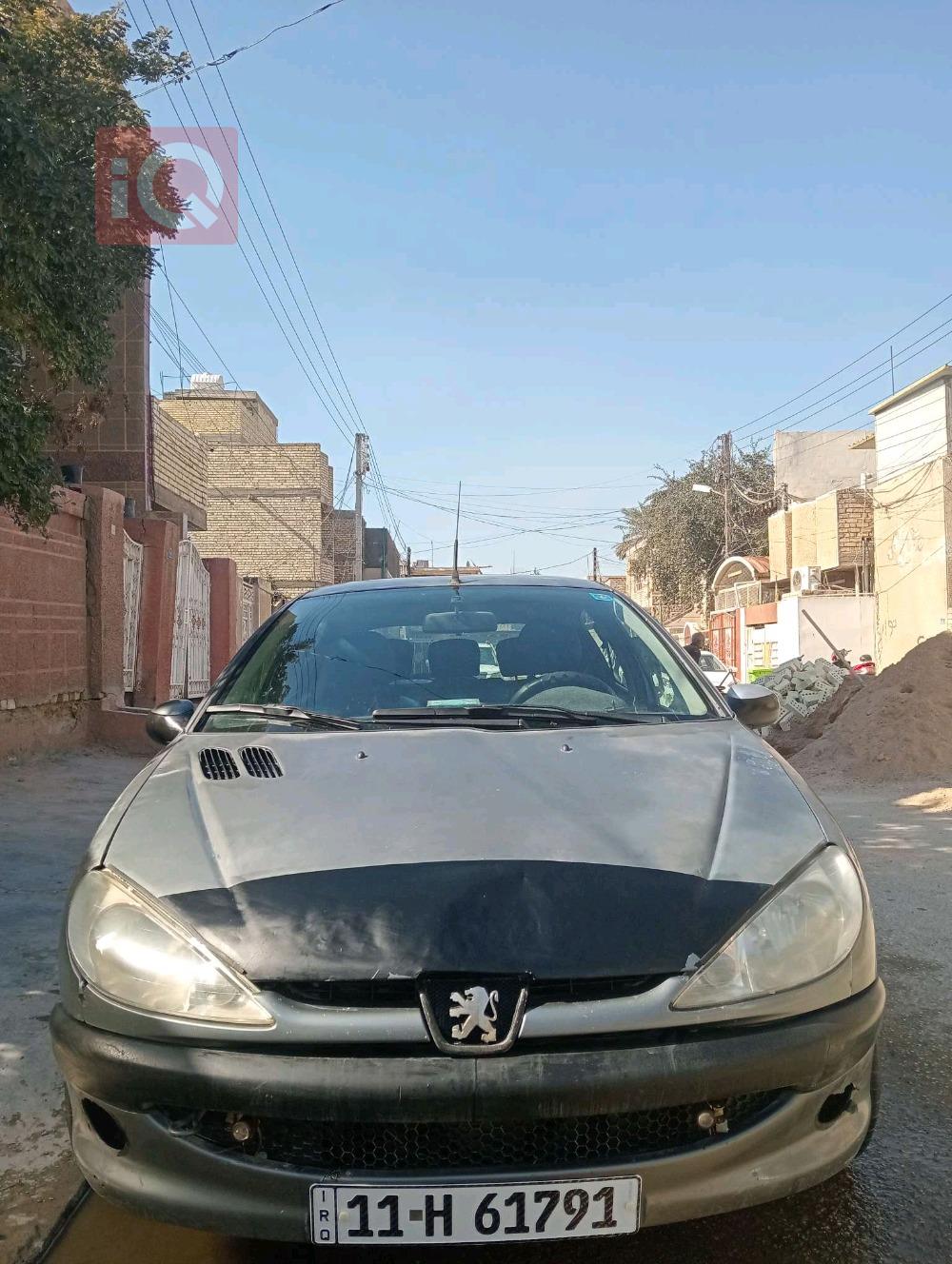بیجۆ 206
